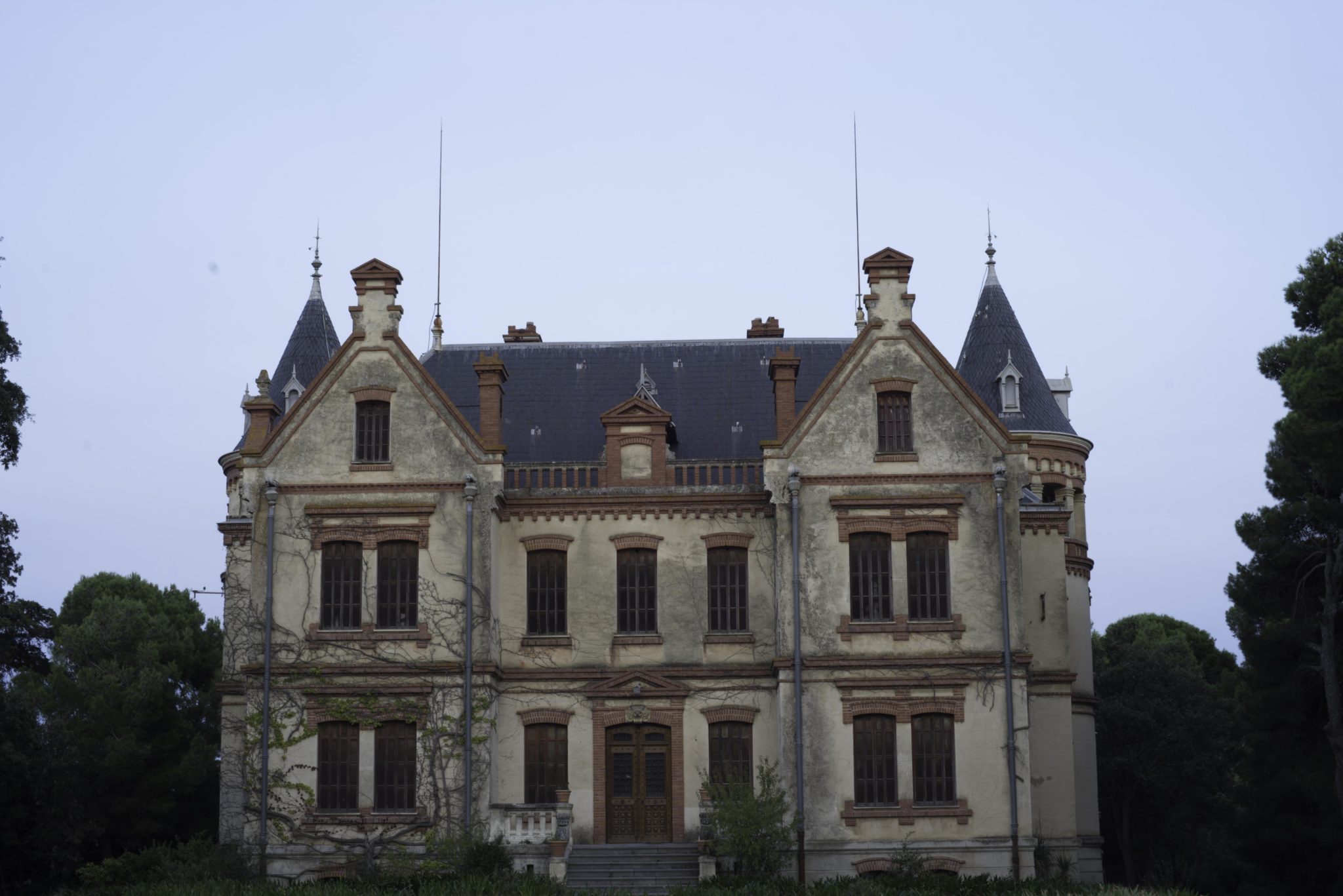 Artist-in-Residence, Rhapsodic Night Landscape Photographs and Exhibition in France: Chateau