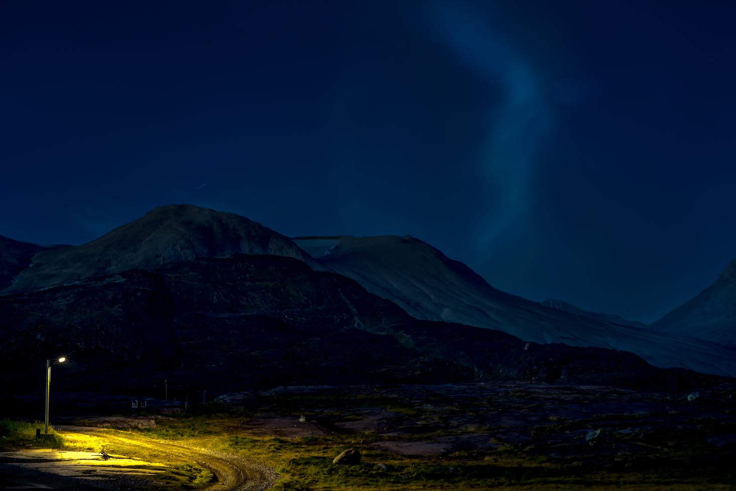 Photographing Greenland's Climate Change and Primordial Landscapes at Night: Settlement, Light Post