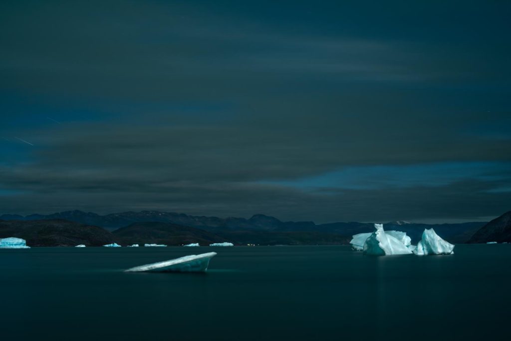 New Work: Ethereal Greenland Nightlandscape Photographs @SteveGiovinco Moving Icebergs at Night